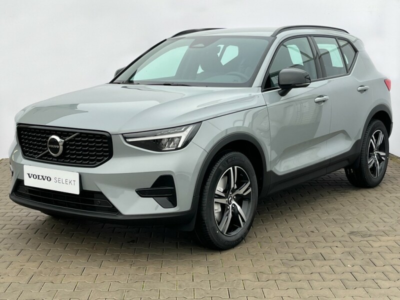 Volvo XC40 PLUS