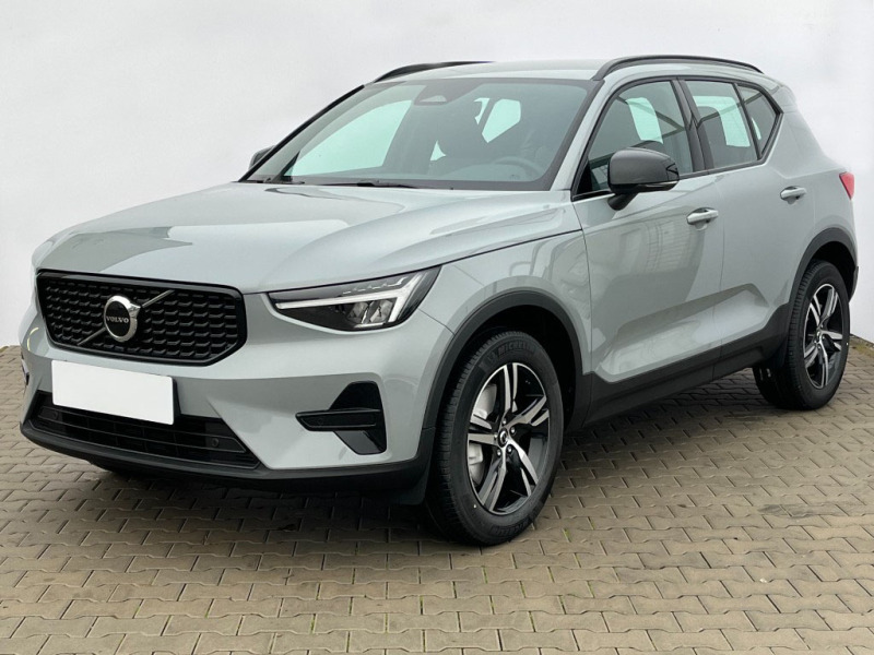 Volvo XC40 PLUS