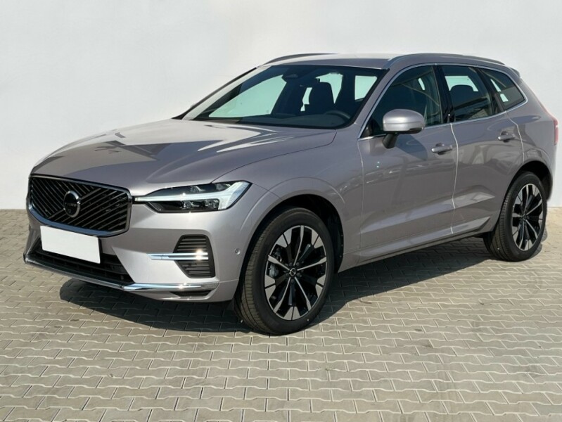 Volvo XC60 PLUS BRIGHT
