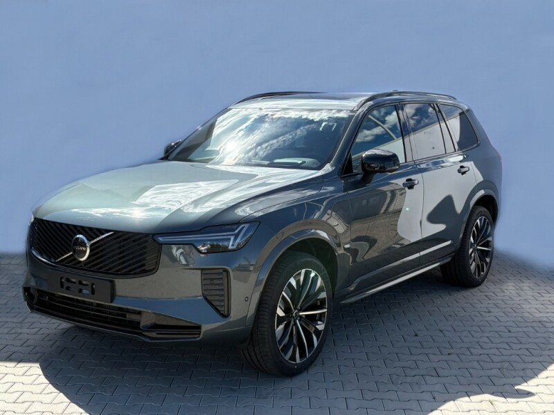 Volvo XC90 Plus Dark