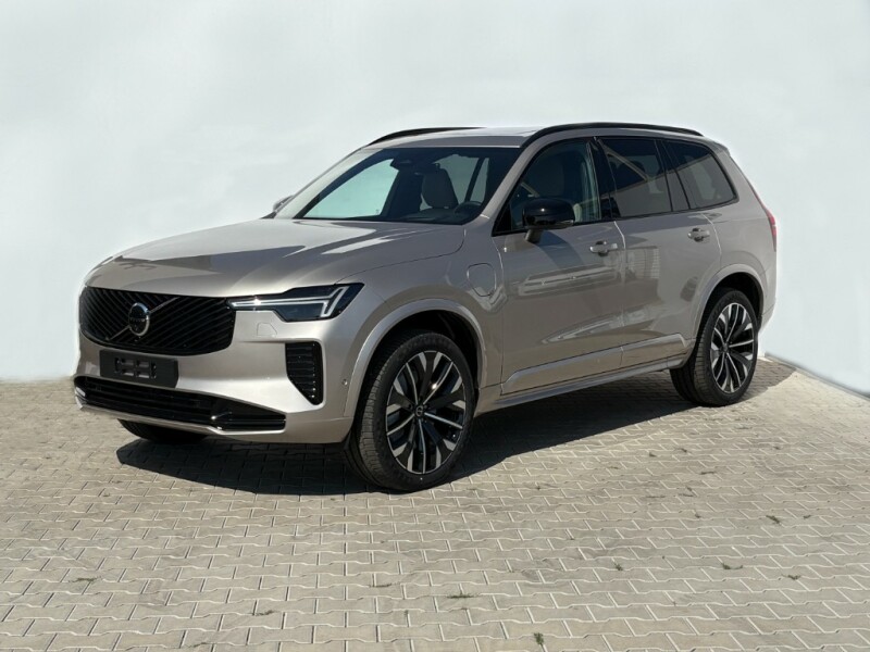 Volvo XC90 Plus Dark