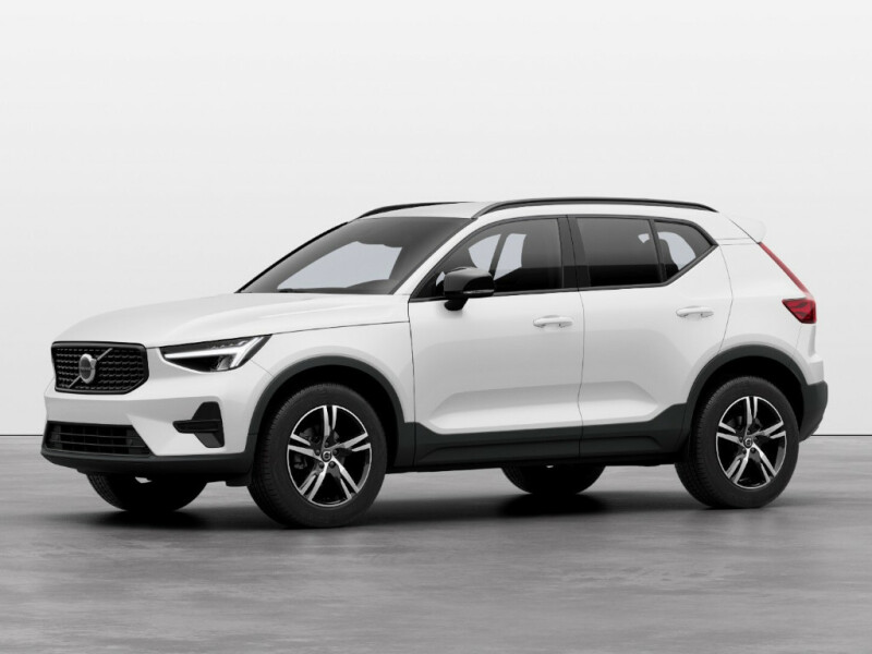 Volvo XC40 PLUS DARK