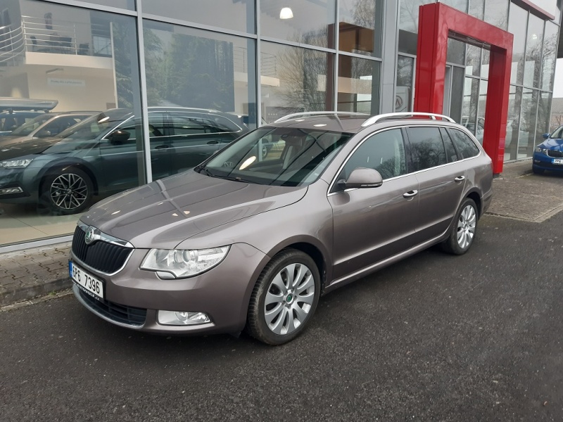 Škoda Superb Ambition