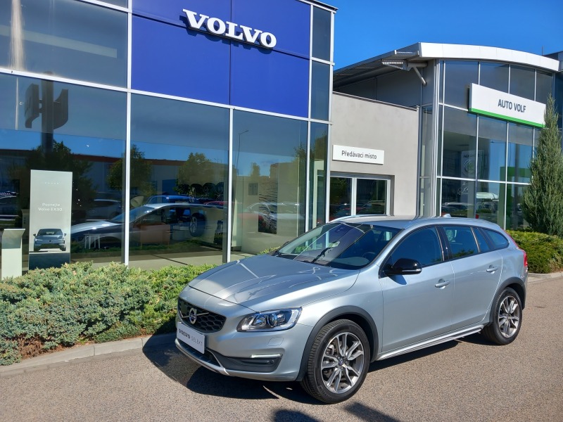 Volvo V60 Cross Country PRO