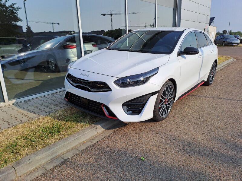 Kia ProCeed GT