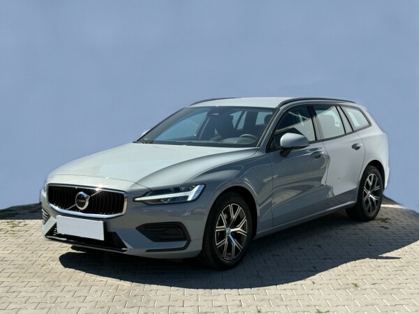 Volvo V60 CORE B4 FWD 145kW