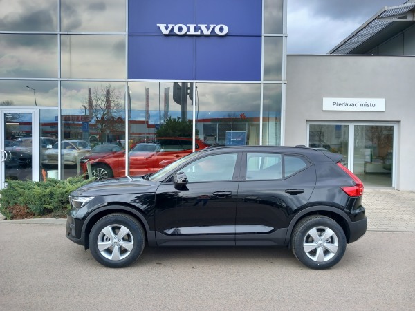 Volvo XC40 ESSENTIAL T2 FWD 95kW