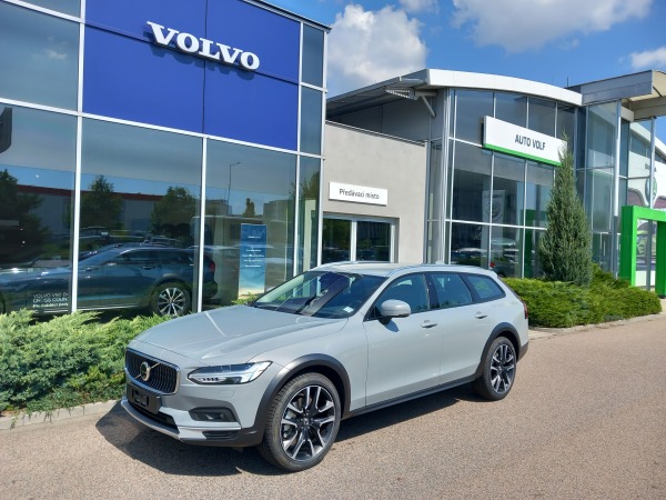 Volvo V90 Cross Country PLUS DARK B4 AWD 145kW