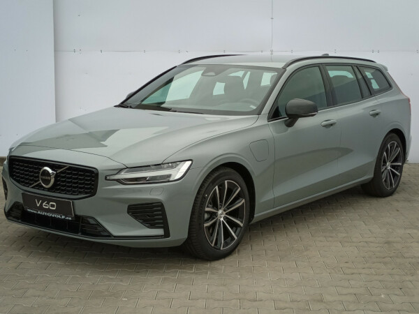 Volvo V60 Plus Dark T6 RECHARGE AWD 293kW