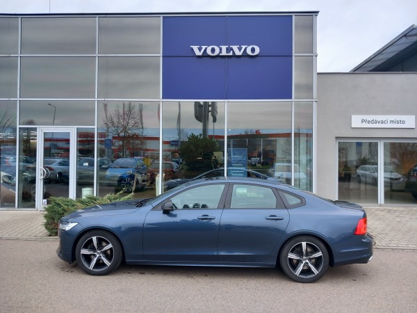 Volvo S90 R - Design D5 AWD 173kW