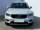 Volvo XC40 Momentum Pro