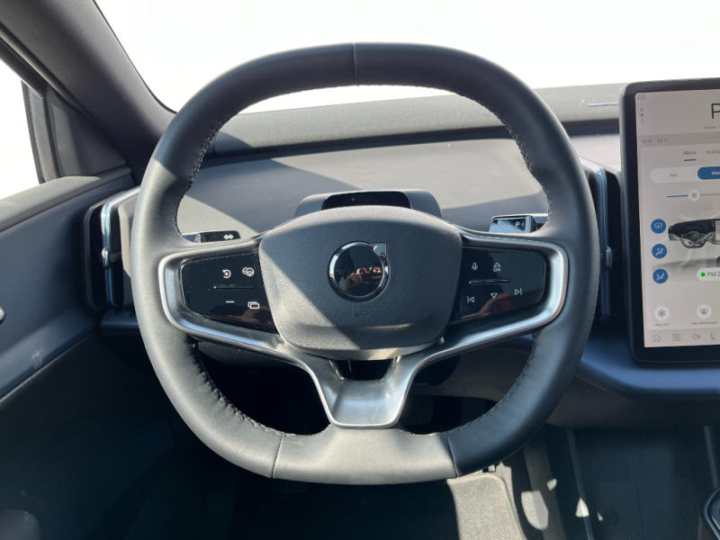 Volvo EX30 Ultra