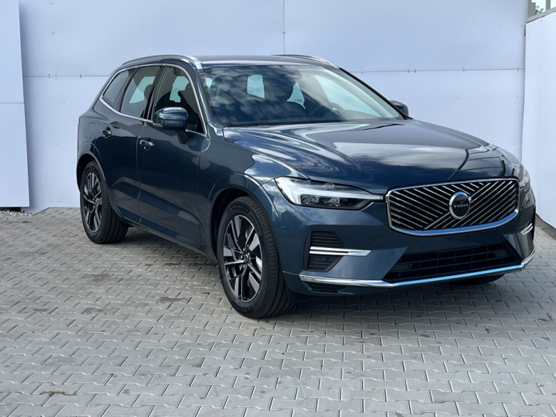 Volvo XC60 PLUS BRIGHT