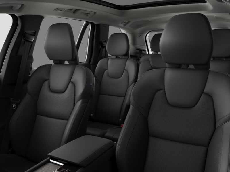 Volvo XC90 PLUS BRIGHT