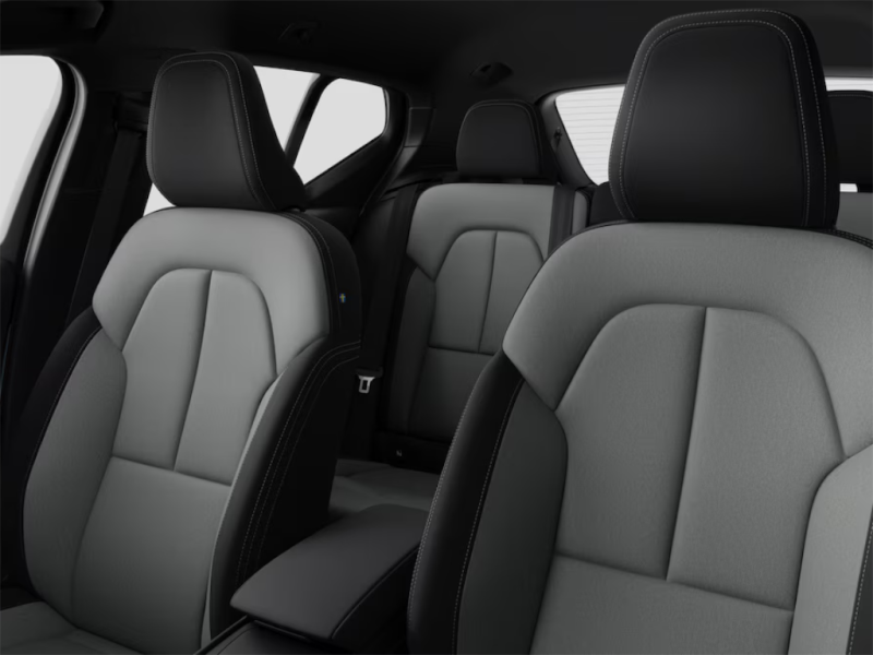 Volvo XC40 PLUS