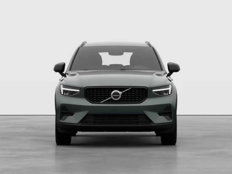 Volvo XC40 PLUS DARK