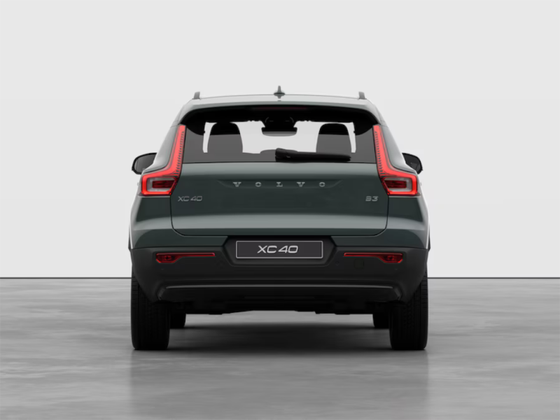 Volvo XC40 PLUS DARK