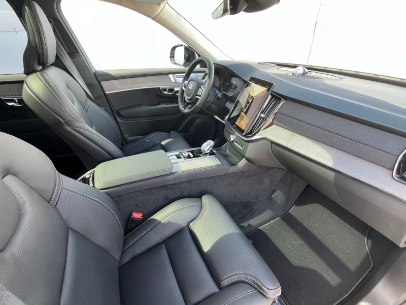 Volvo XC90 ULTRA DARK