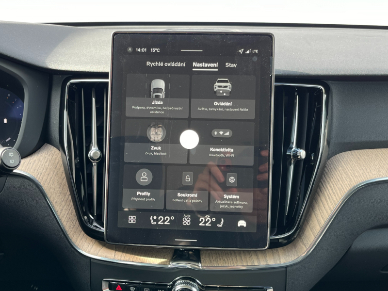 Volvo XC60 PLUS BRIGHT