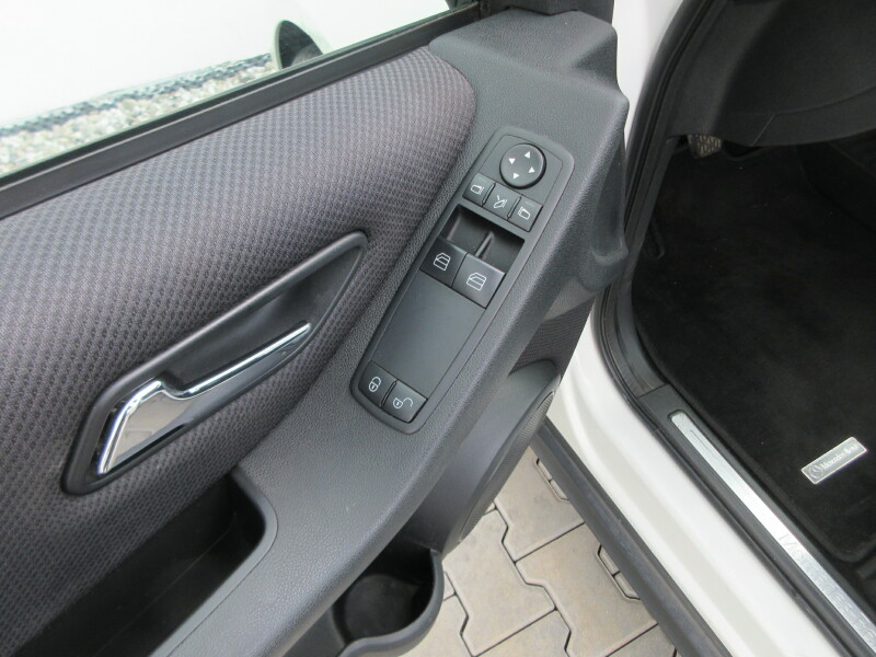 Mercedes A 160