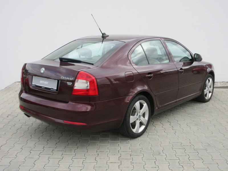 Škoda Octavia Elegance