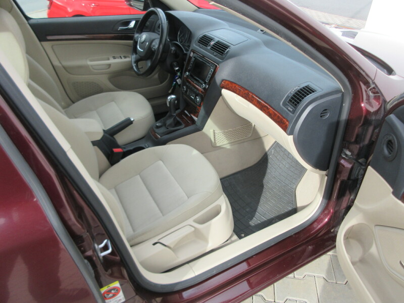 Škoda Octavia Elegance