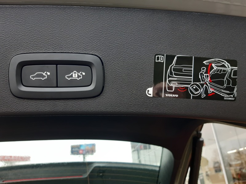 Volvo XC40 RECHARGE PRO