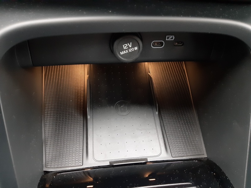 Volvo XC40 RECHARGE PRO