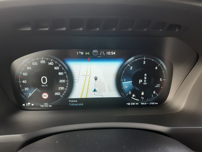 Volvo XC90 MOMENTUM PRO