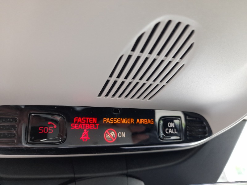 Volvo XC90 MOMENTUM PRO