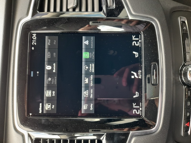 Volvo XC90 MOMENTUM PRO