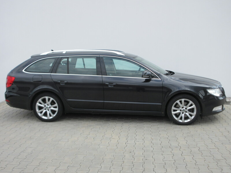 Škoda Superb Ambition