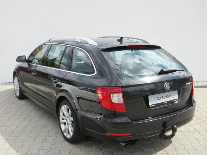 Škoda Superb Ambition