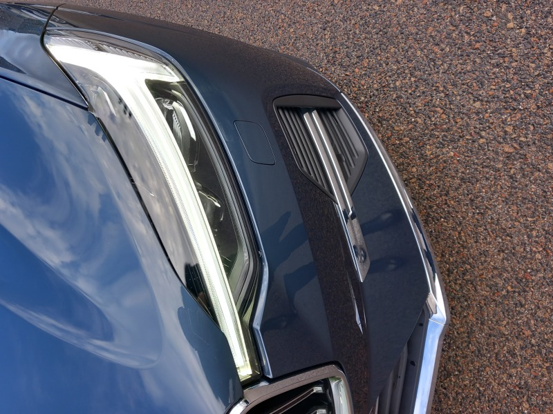 Volvo XC60 PLUS BRIGHT