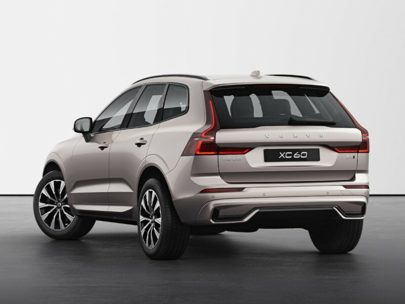 Volvo XC60 PLUS DARK