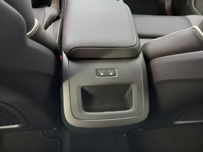 Volvo XC60 PLUS DARK