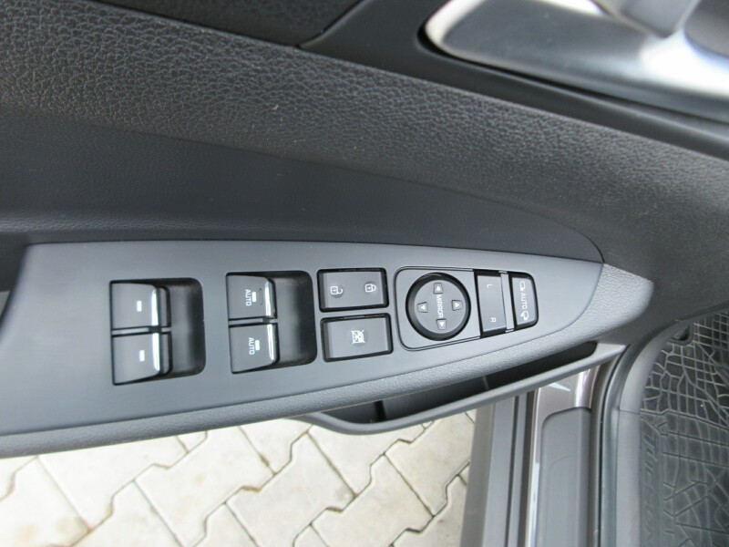 Hyundai Tuscon