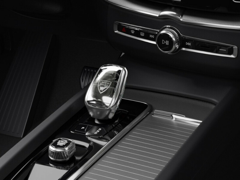 Volvo XC60 PLUS DARK