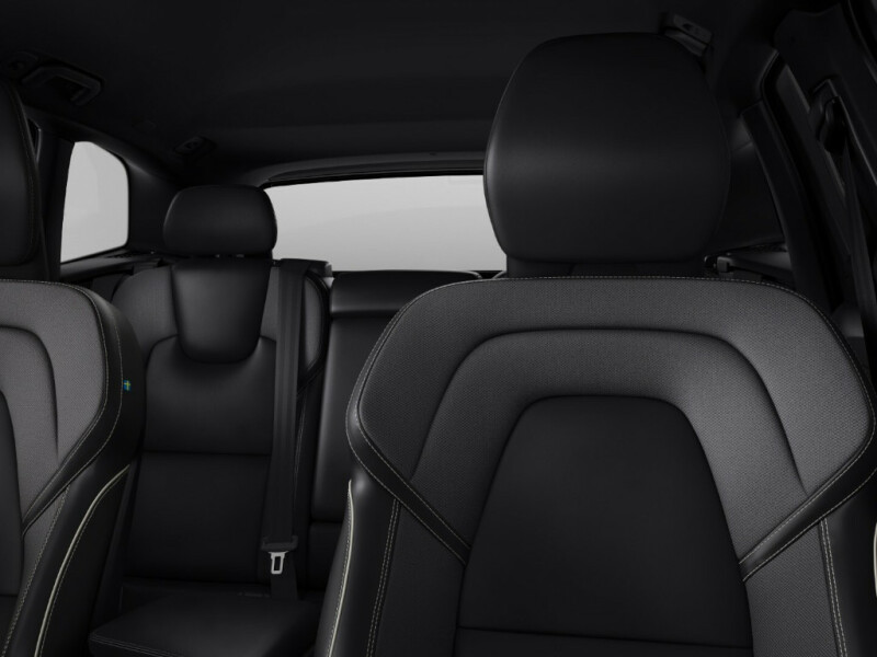 Volvo XC60 PLUS DARK