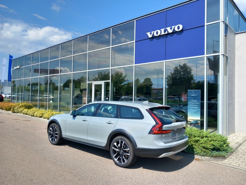 Volvo V90 Cross Country Cross Country PLUS