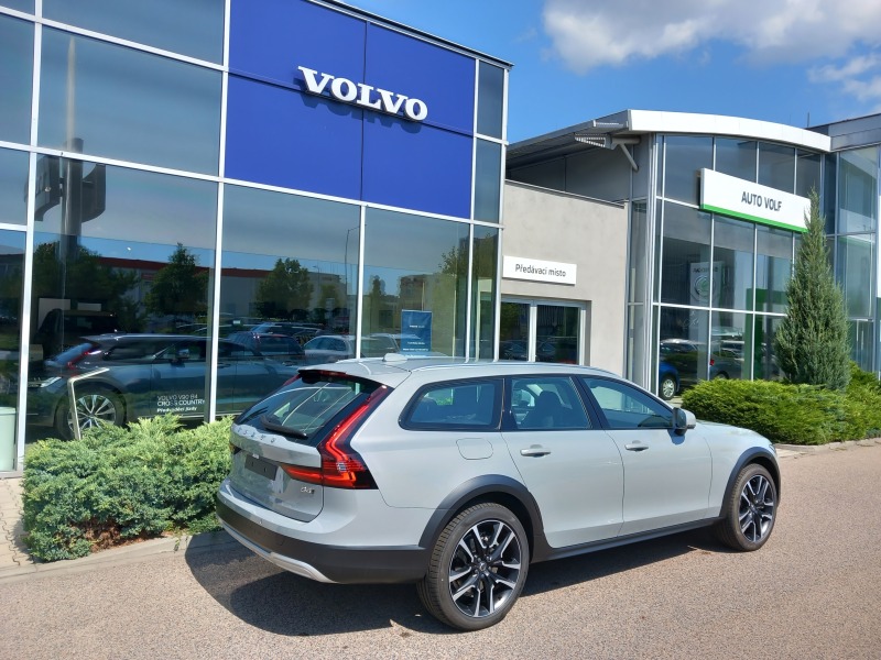 Volvo V90 Cross Country Cross Country PLUS
