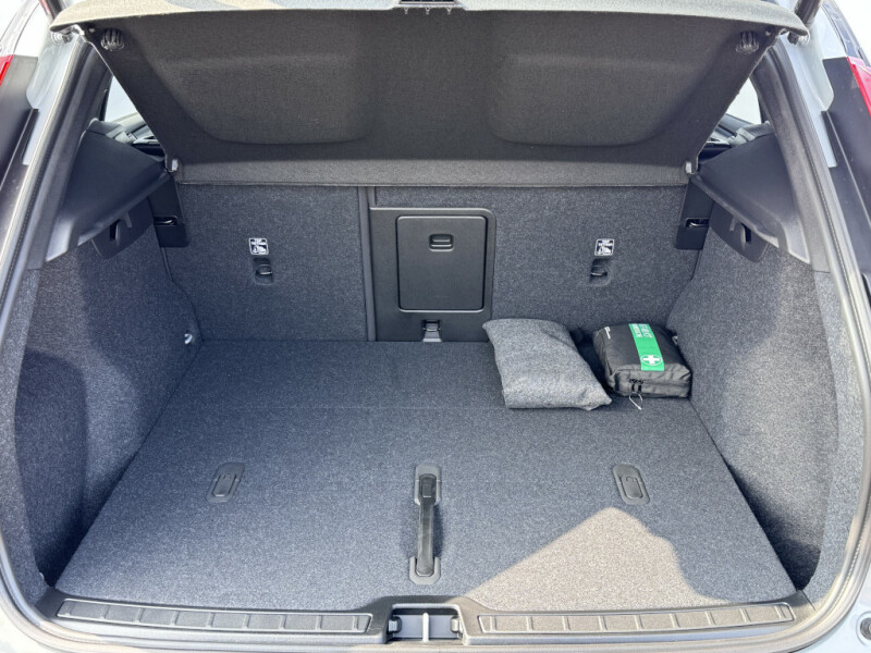 Volvo EX40 PLUS