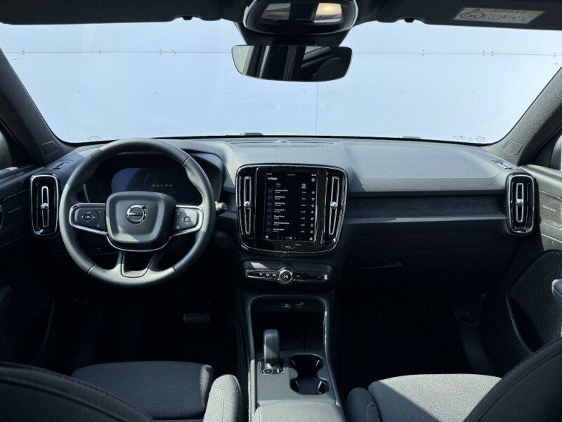Volvo EX40 PLUS