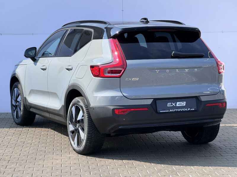 Volvo EX40 PLUS