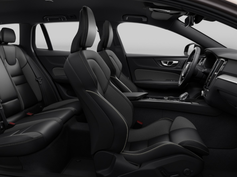 Volvo V60 PLUS DARK