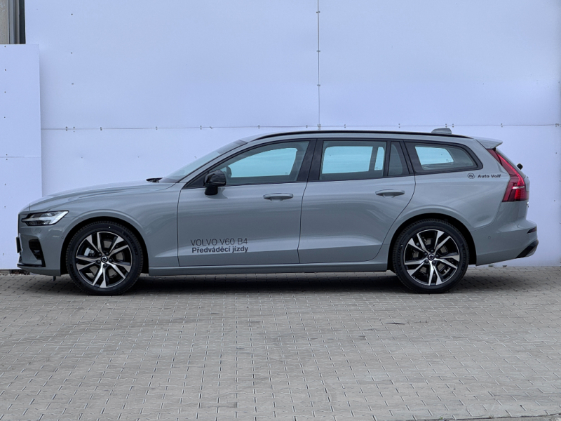 Volvo V60 PLUS DARK