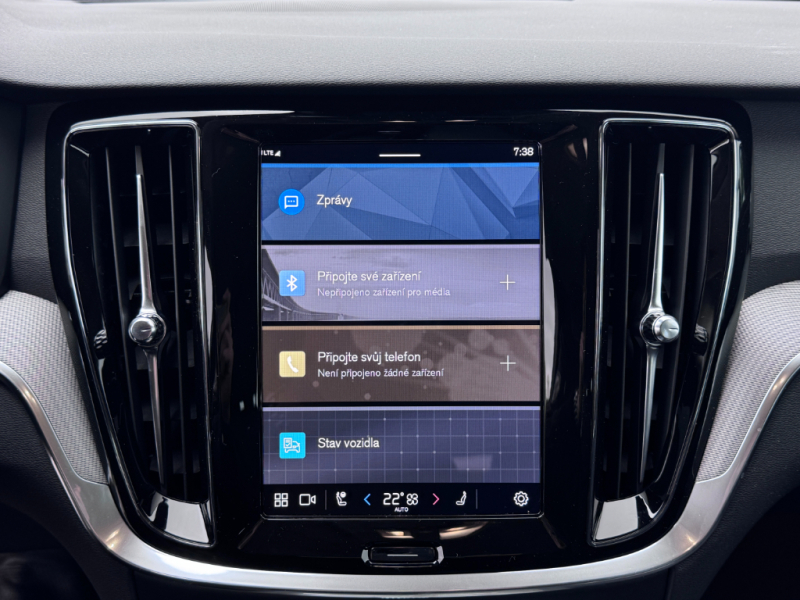 Volvo V60 PLUS DARK