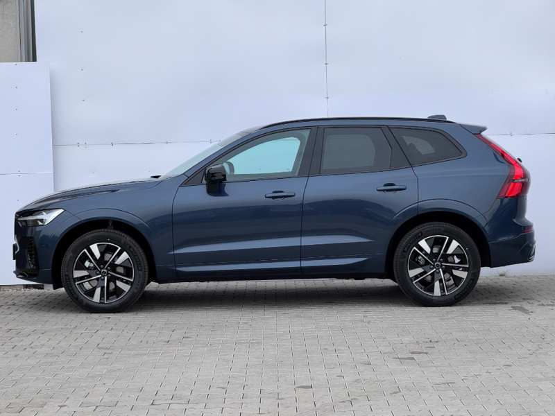 Volvo XC60 Plus Dark