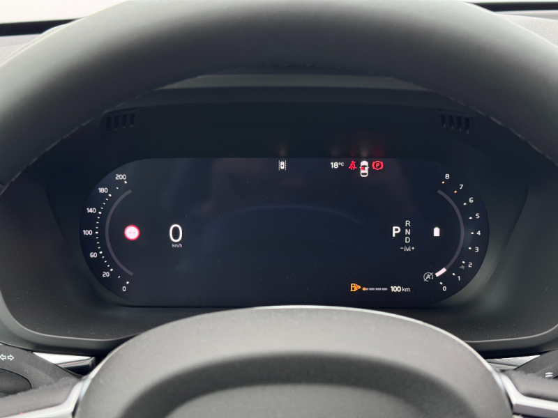 Volvo XC60 Plus Dark