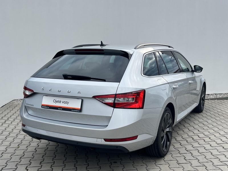 Škoda Superb Ambition